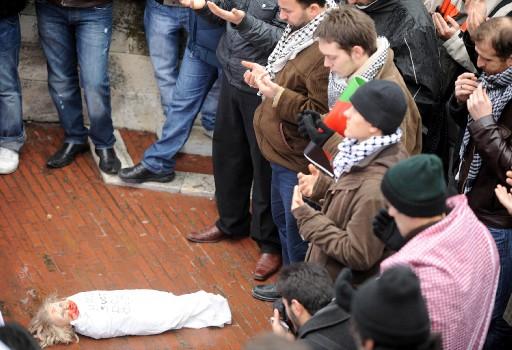 Beyazıt'ta İsrail protestosu - Resim 2