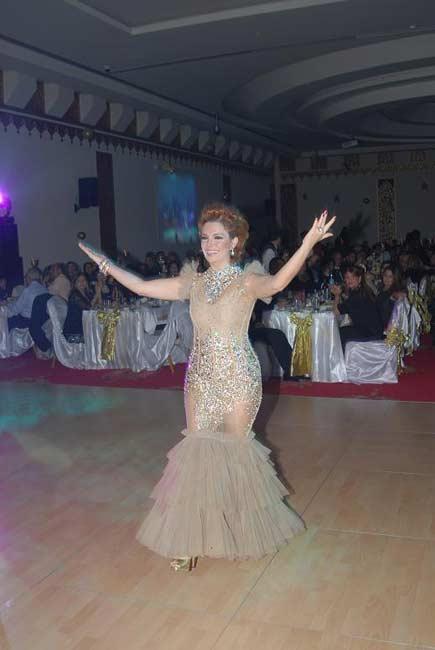 Pınar Eliçe'den yılbaşı performansı