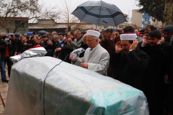 Doğalgaz kurbanları toprağa verildi - Resim 8