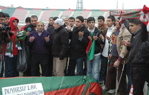 Diyarbakırspor'dan ilginç protesto - Resim 4