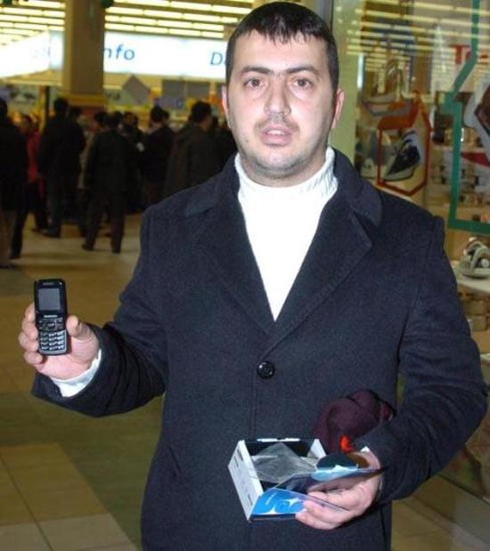 11 TL'lik cep telefonu - Resim 1