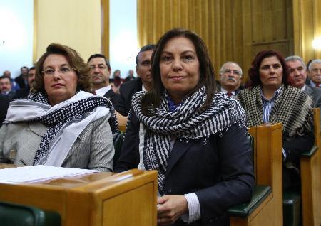 CHP'nin kadınları kefiye taktı - Resim 1