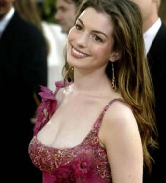 Anne Hathaway - Resim 14