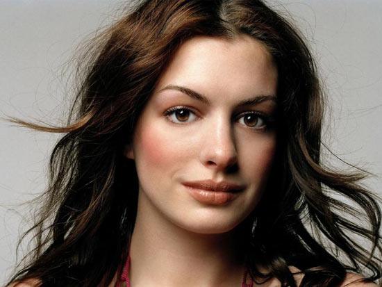 Anne Hathaway - Resim 3