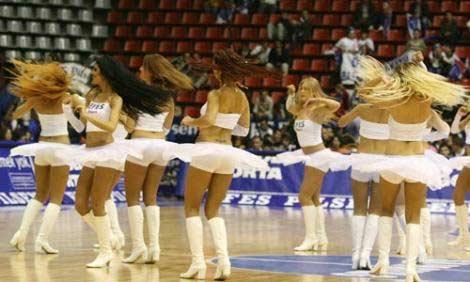 Efes'in ponpon kızları - Resim 2