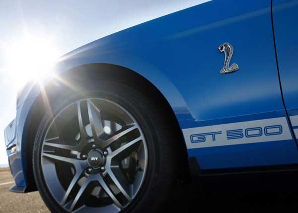 2010 model Ford Mustang