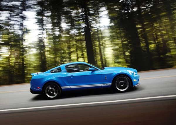 2010 model Ford Mustang
