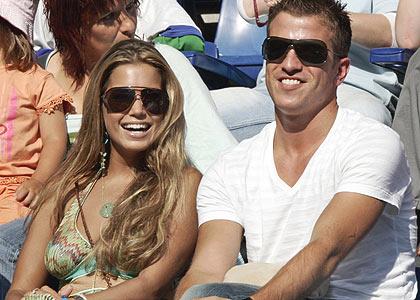 Sylvie Van Der Vaart - Resim 3