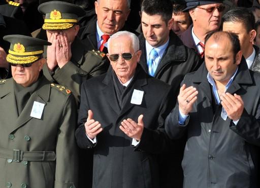 Komutanlar Kırca'nın cenazesinde 