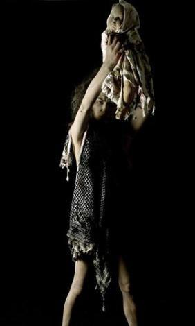 Melek Yargıcı'dan ÇIPLAK protesto