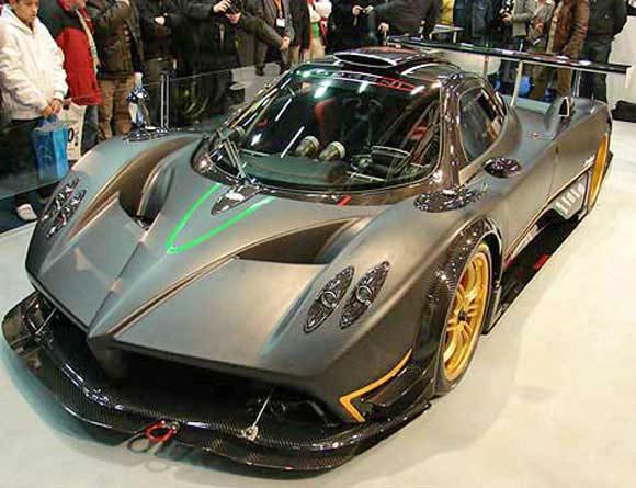 Yarışserverlerin GÖZDESİ Pagani - Resim 13