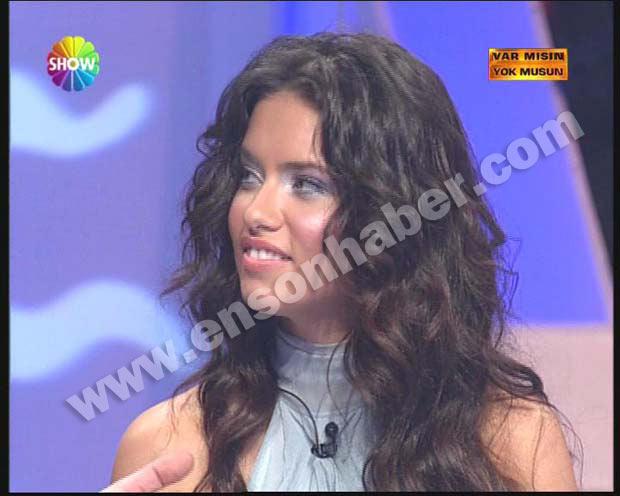 Adriana Var mısın Yok musun'da - Resim 22