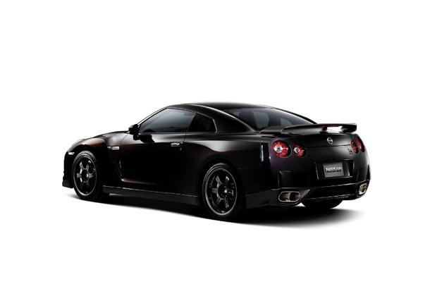 En sportif Nissan GT-R SpecV - Resim 6