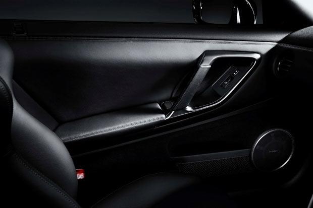 En sportif Nissan GT-R SpecV - Resim 10