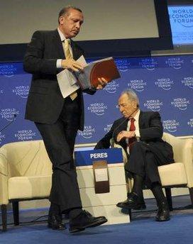 Erdoğan'ın Peres'i susturduğu an - Resim 2