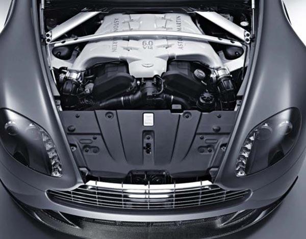Aston Martin V12 Vantage - Resim 2