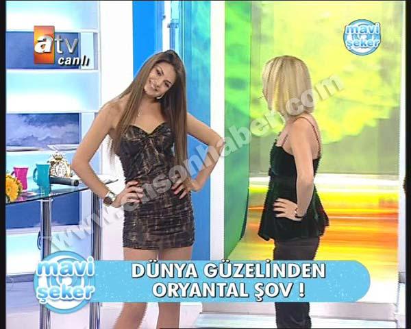 Almeda Abazi göbek şov