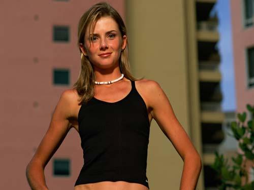 Hantuchova'dan bikinili pozlar - Resim 33