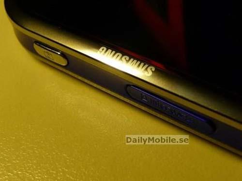 Samsung'un sır telefonu - Resim 13