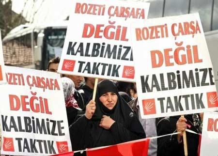 Çarşaflı CHPliler'den aday protestosu 