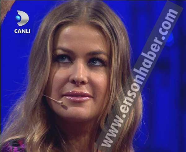 Carmen Electra Beyaz Şov'da