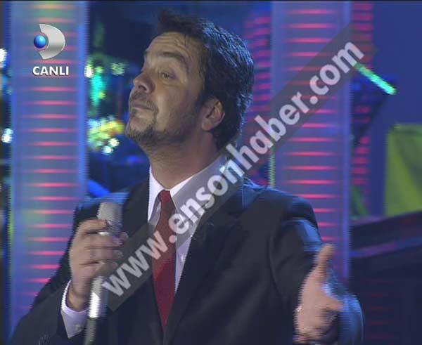 Carmen Electra Beyaz Şov'da