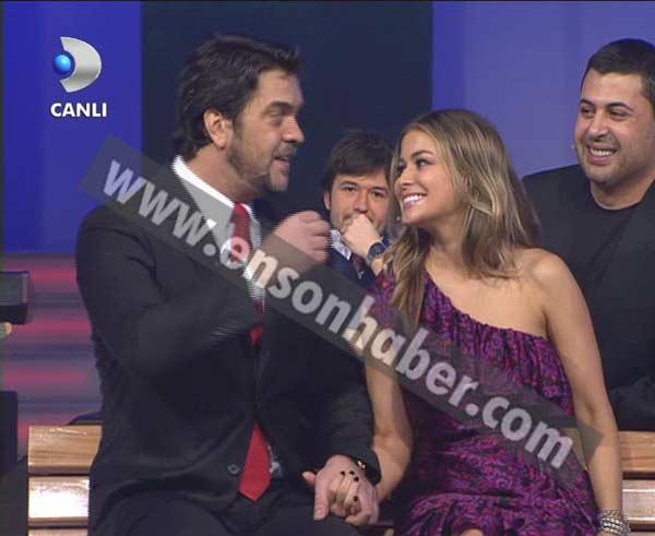 Carmen Electra Beyaz Şov'da