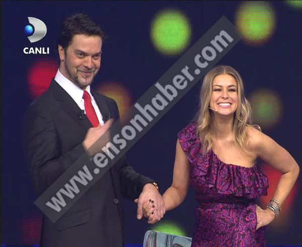 Carmen Electra Beyaz Şov'da