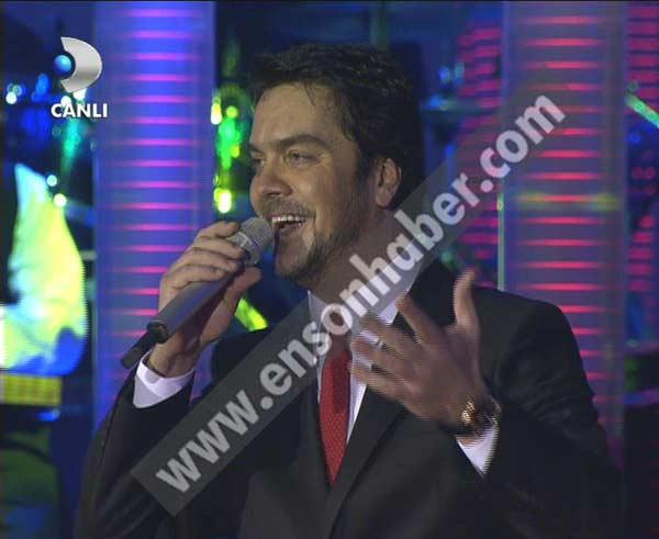 Carmen Electra Beyaz Şov'da