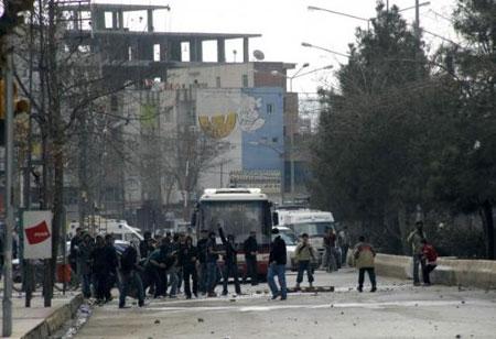 Batman'da PKK gösterisi - Resim 1