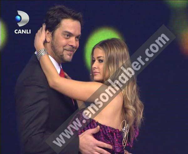 Carmen Electra Beyaz Şov'da