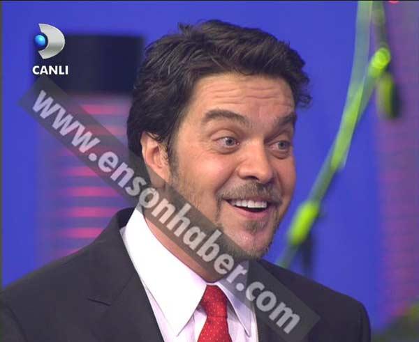 Carmen Electra Beyaz Şov'da