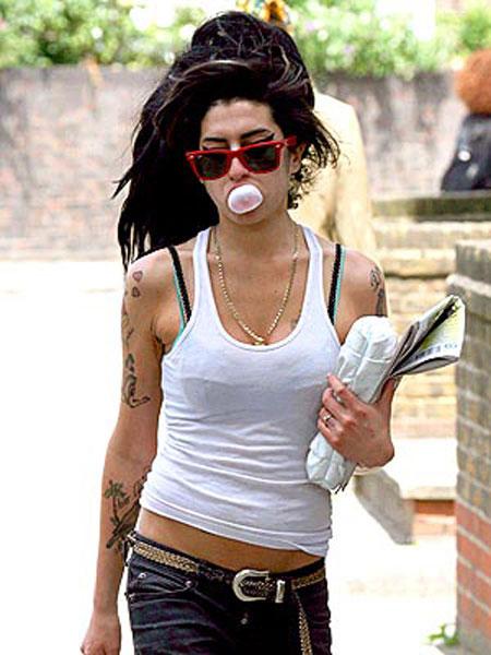 Adriana'dan Amy Winehouse pozları - Resim 5