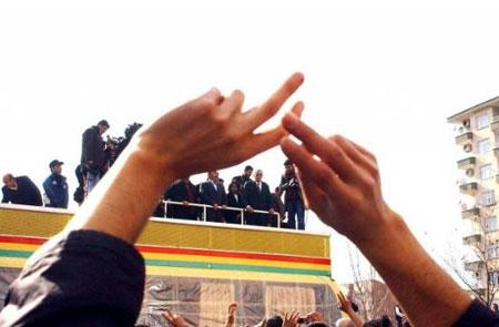 Diyarbakır'da olaylı yürüyüş