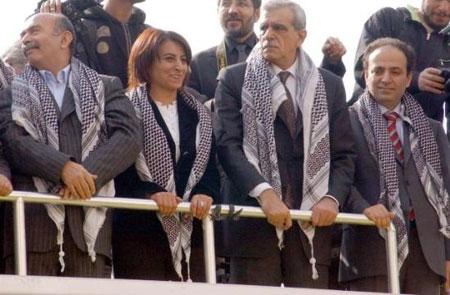 Diyarbakır'da olaylı yürüyüş