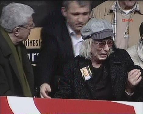 Gazanfer Özcan son yolculuğunda - Resim 45