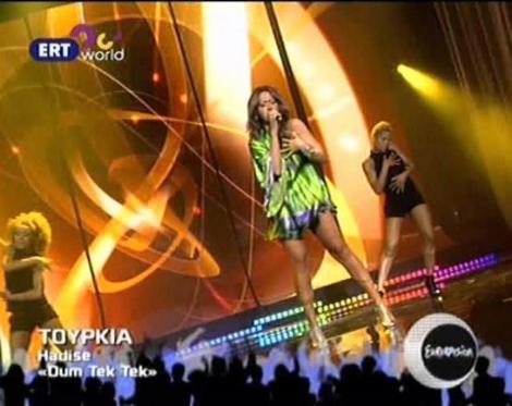 Hadise - Resim 5