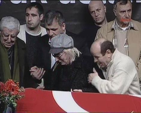 Gazanfer Özcan son yolculuğunda - Resim 30
