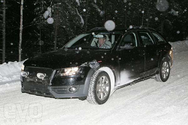 Her yolda giden Audi - Resim 2