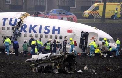 THY uçağı düştü - Resim 28