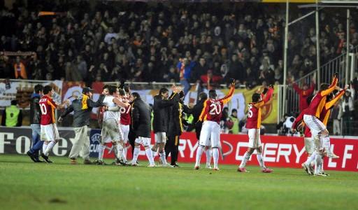 Galatasaray - Bordeaux maçı - Resim 40