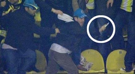 Fener stadında futbol terörü - Resim 20