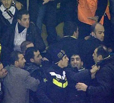 Fener stadında futbol terörü - Resim 8