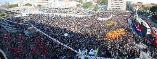 AKP'den photoshop’lu miting - Resim 1