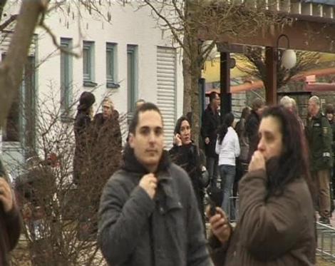 Okula baskın - Resim 15