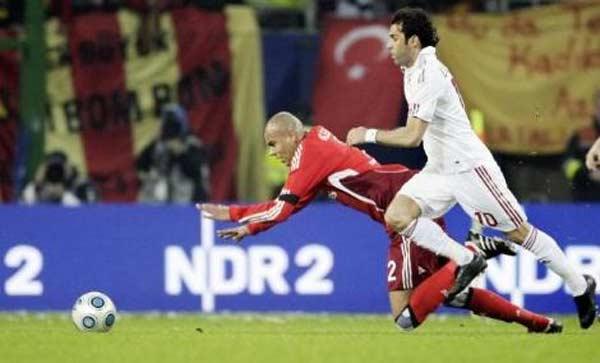 Hamburg - Galatasaray maçı - Resim 8