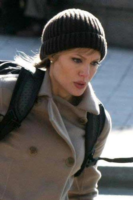 Sarışın Angelina Jolie - Resim 8
