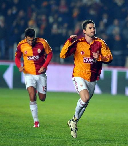 Galatasaray - Hamburg maçı - Resim 24