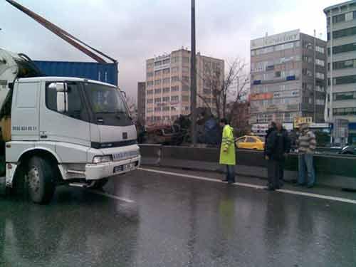 E-5'te TIR kazası - Resim 30