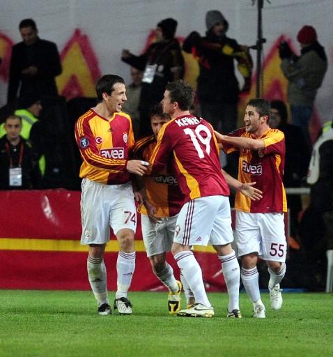 Galatasaray - Hamburg maçı - Resim 52